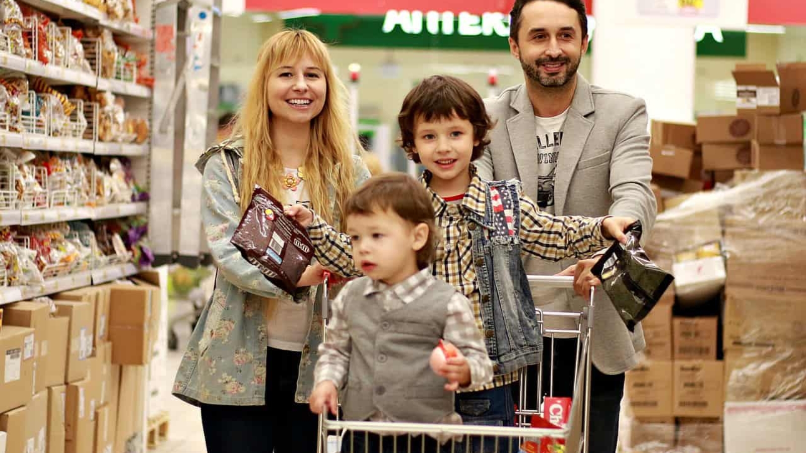 shop, supermarket, grocery cart, family, family budget, shopping, purchase, products, the sale, shopping center, trolley in supermarket, nutrition, supermarket, supermarket, supermarket, supermarket, supermarket